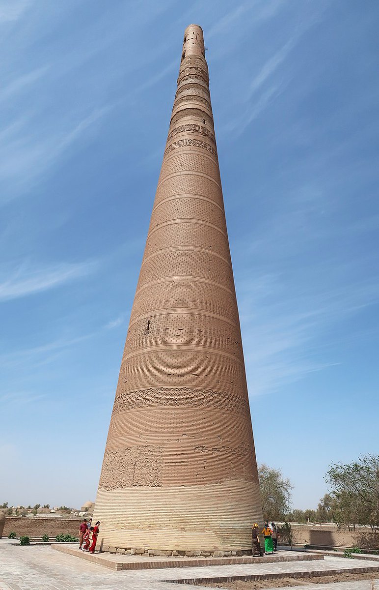 The 60 meter tall Kutlug Timur minaret in Urgench. Built in 1011 during the Khwarazmian dynasty.Around 60 minarets and towers built between the 11th and the 13th centuries in Central Asia.