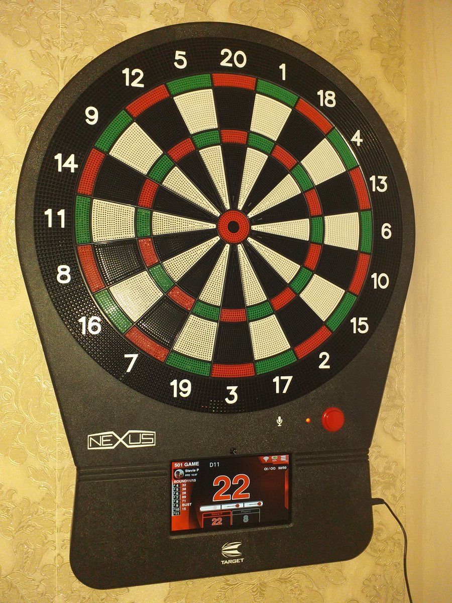 StevePither's tweet photo. Thanks @DartsPlanetTV &amp; @Dartwolf180 , amazing bit of kit. My son hasn't touched his @xboxuk once since we've had it! #Result #DPTVArmy #TargetNexus #StevieP #Darts #SoftTip https://t.co/iIv6TQxBqP