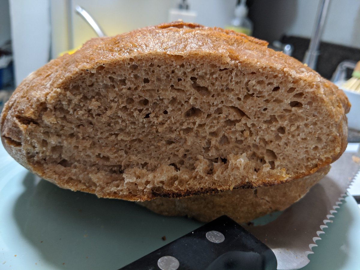 CompoundCowork's tweet photo. Our Work Exchange member Biana has joined half of Brooklyn and the internet at large in diving deep into the world of sourdough bread baking. Next up she may brush up on her food photography skills. Share with us what new skills you're learning in this time. https://t.co/0A5Y8HrwfM