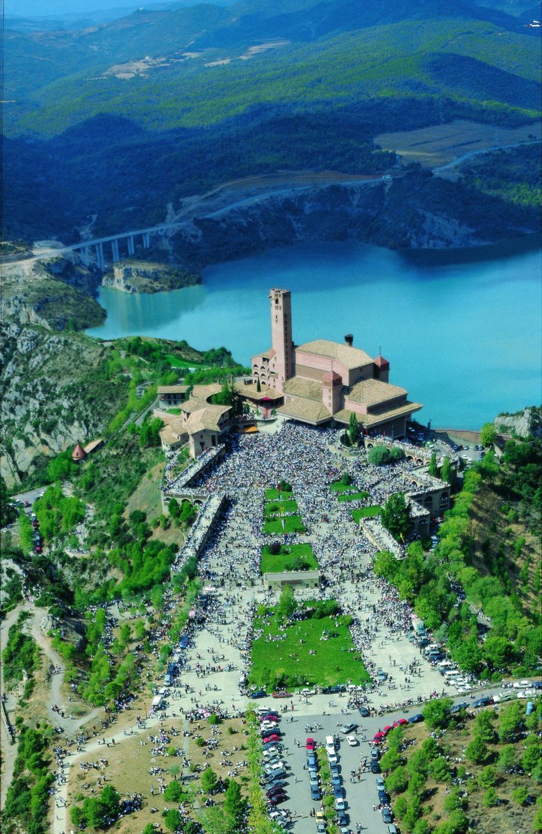 architect_crist's tweet photo. Santuario de Torreciudad, belleza arquitectónica y natural que propicia el recogimiento y la oración.
https://t.co/U8mx6TVtFX https://t.co/5SkTDGyJIV