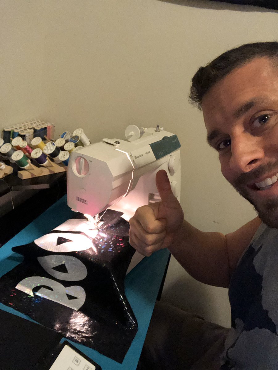 ColtCabana's tweet photo. You’re not the only one sewing your own costume @shidahikaru https://t.co/BvhuumWU0y