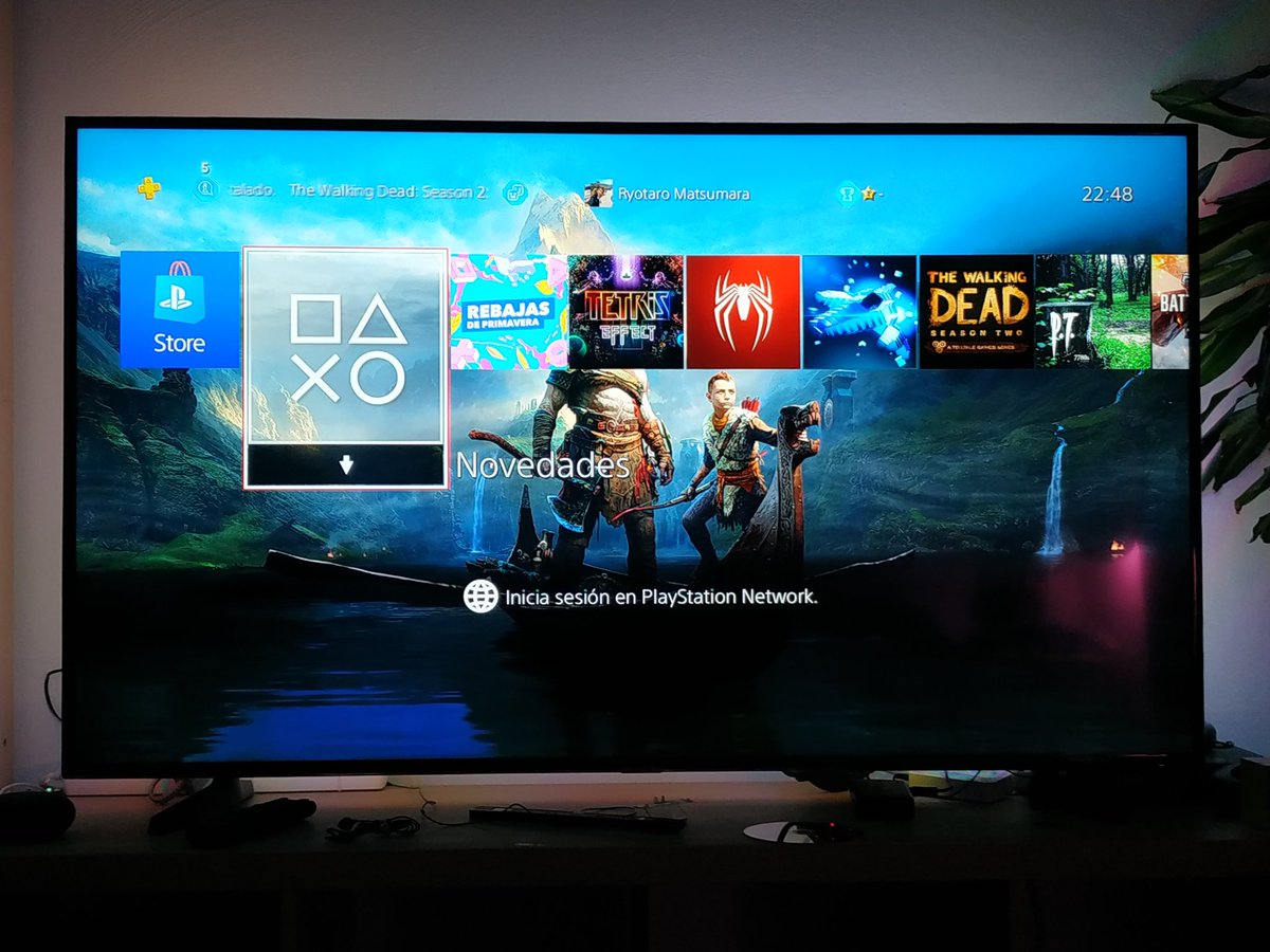 Mi #PS4 se puso contenta después de haber estada más de un año sin encenderse.