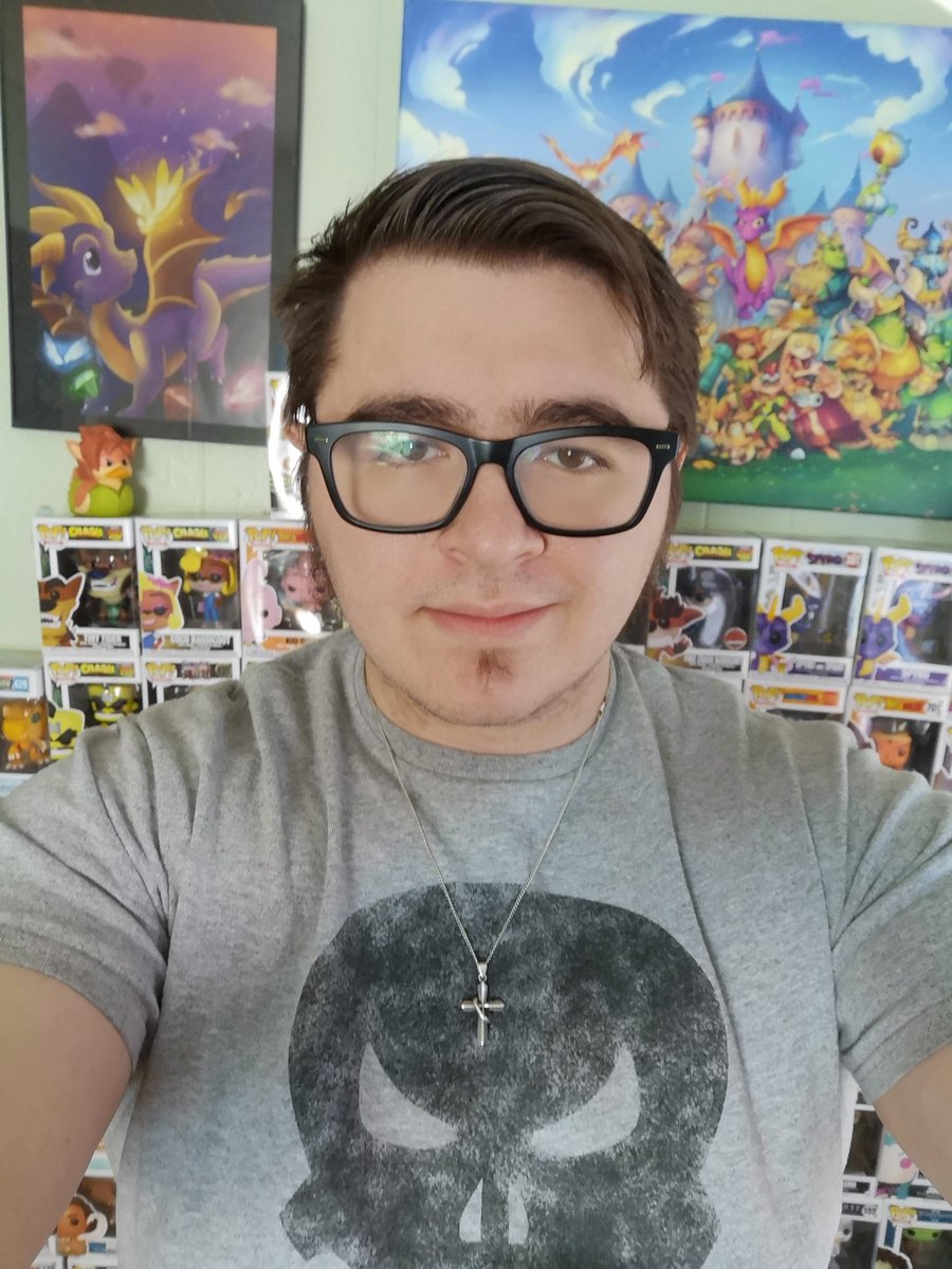 Canadianguyehh's tweet photo. Self isolation selfies

Day: 0
Day: 15
Day: 38

Canada already extended the emergency till Mid May. So I'll be interested to see what day 70 looks like XD

#COVID19 #SelfIsolation #QuarantineLife https://t.co/SUAQeJccR9