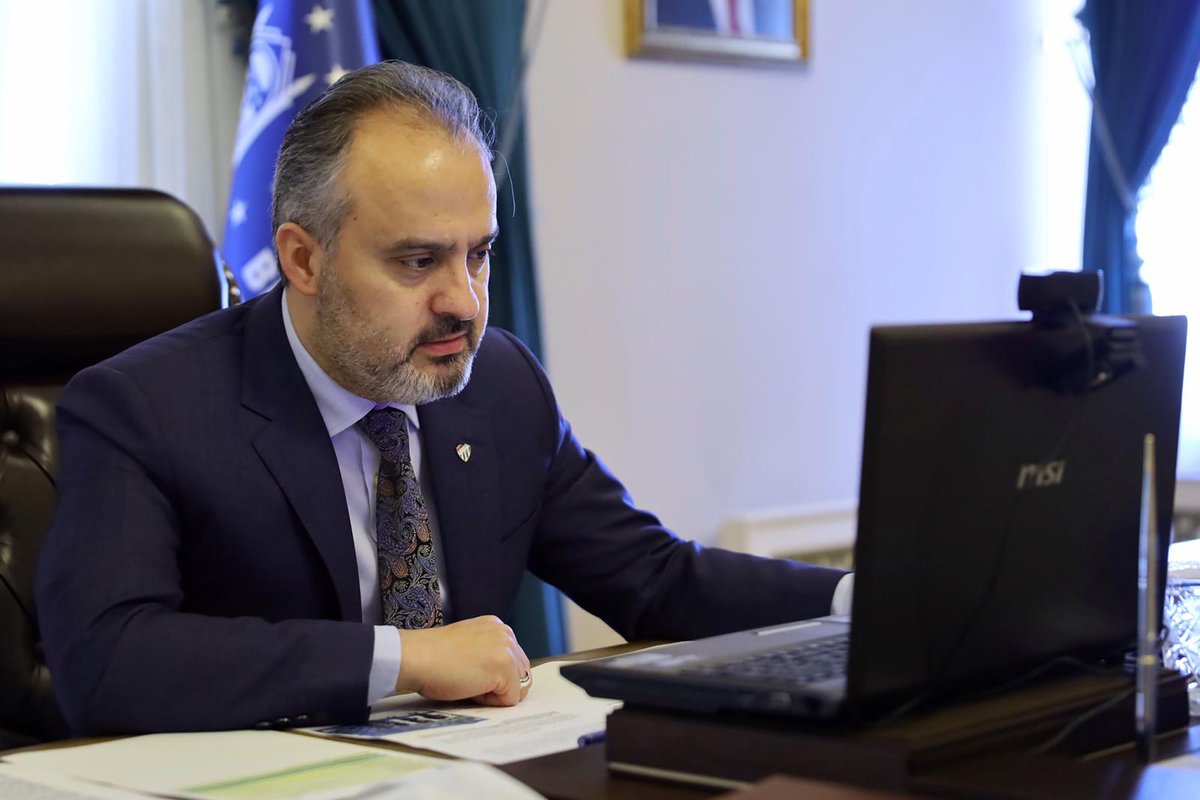 Alinur Aktaş