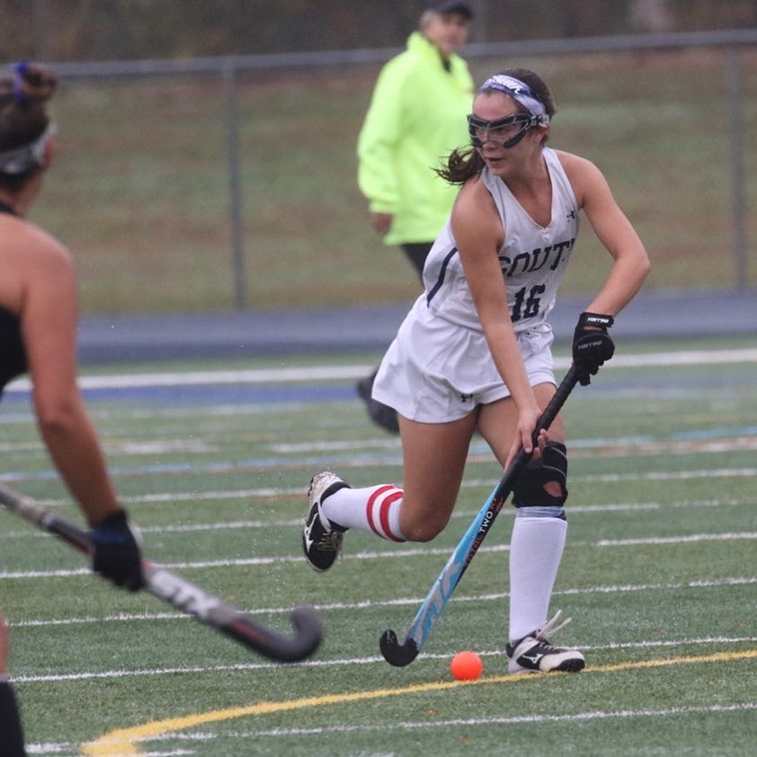 MHSS_Hickman's tweet photo. HAPPY BIRTHDAY to one of our Captains, JR Renee Lioudakis. A true leader on the field and in the classroom. The passion and fire you bring to the field is irreplaceable. Wishing you the best day! 👊🏼🏑💙 @reneelioudakis @MHSSFieldHockey @MiddsouthNation https://t.co/zee9xY8mq0