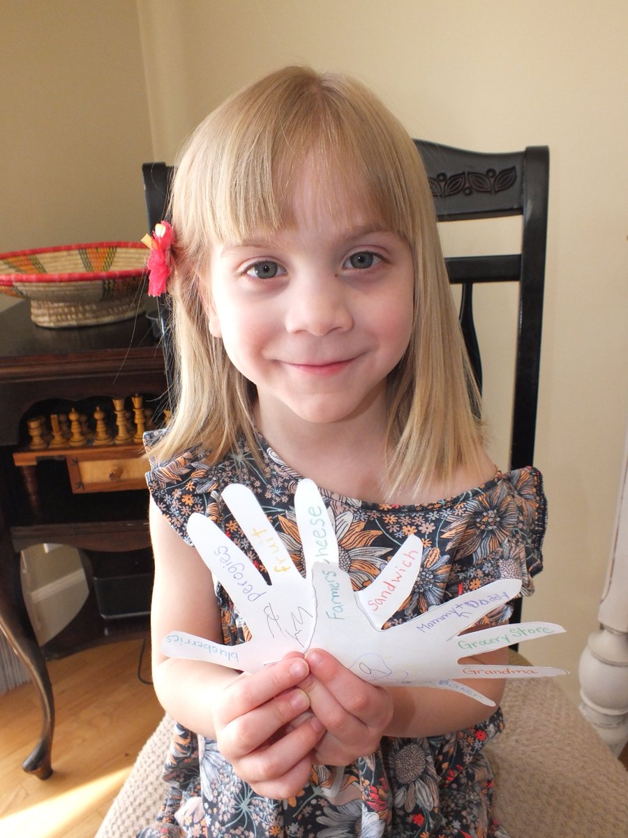 Foodgrains's tweet image. If you're looking for things to do at home, we've gathered some #activities suitable for kids and adults.

Helping Hands helps children give thanks and #pray for those who produce and provide our food. Find this activity &amp;amp; more: foodgrainsbank.ca/coronavirus/ho… #activitiesforkids