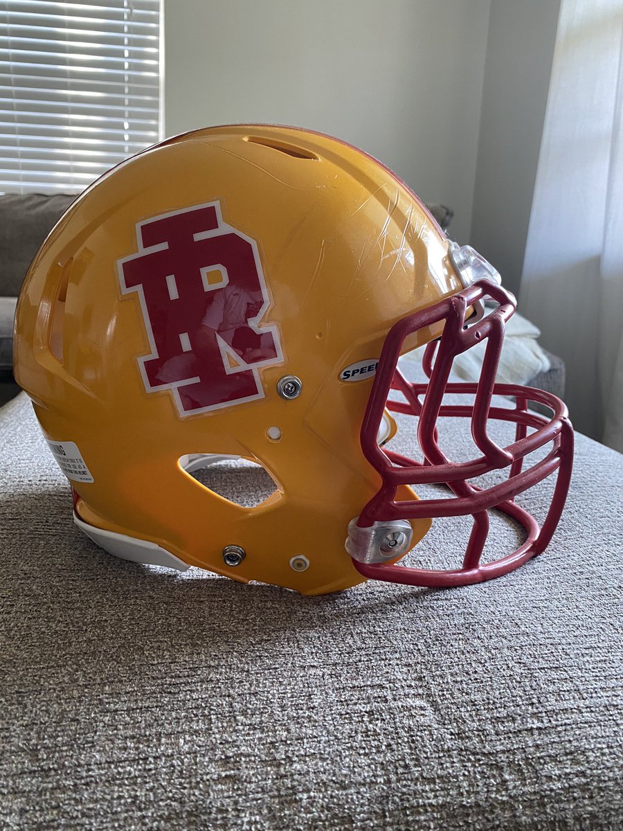 10tmyers's tweet photo. Region 4 - Regional Quarterfinal
1. Dakota Indians @DakotaFball815
🆚️
8. Rock Island Rocks @Coach_Hammer
#IllinoisHelmetChallenge https://t.co/vjxizcfSjg