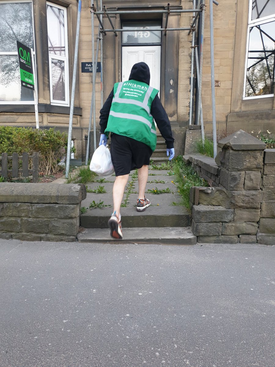 alhikmahproject's tweet photo. A special thanks to the Keighley Food Relief Team partners alongside Salvation Army, which includes 3 local Mosques and 3 local muslim charities and Shans supermarket for working together to deliver relief during this difficult time. 70+ food parcels delivered so far. https://t.co/xvPHh9KVN1