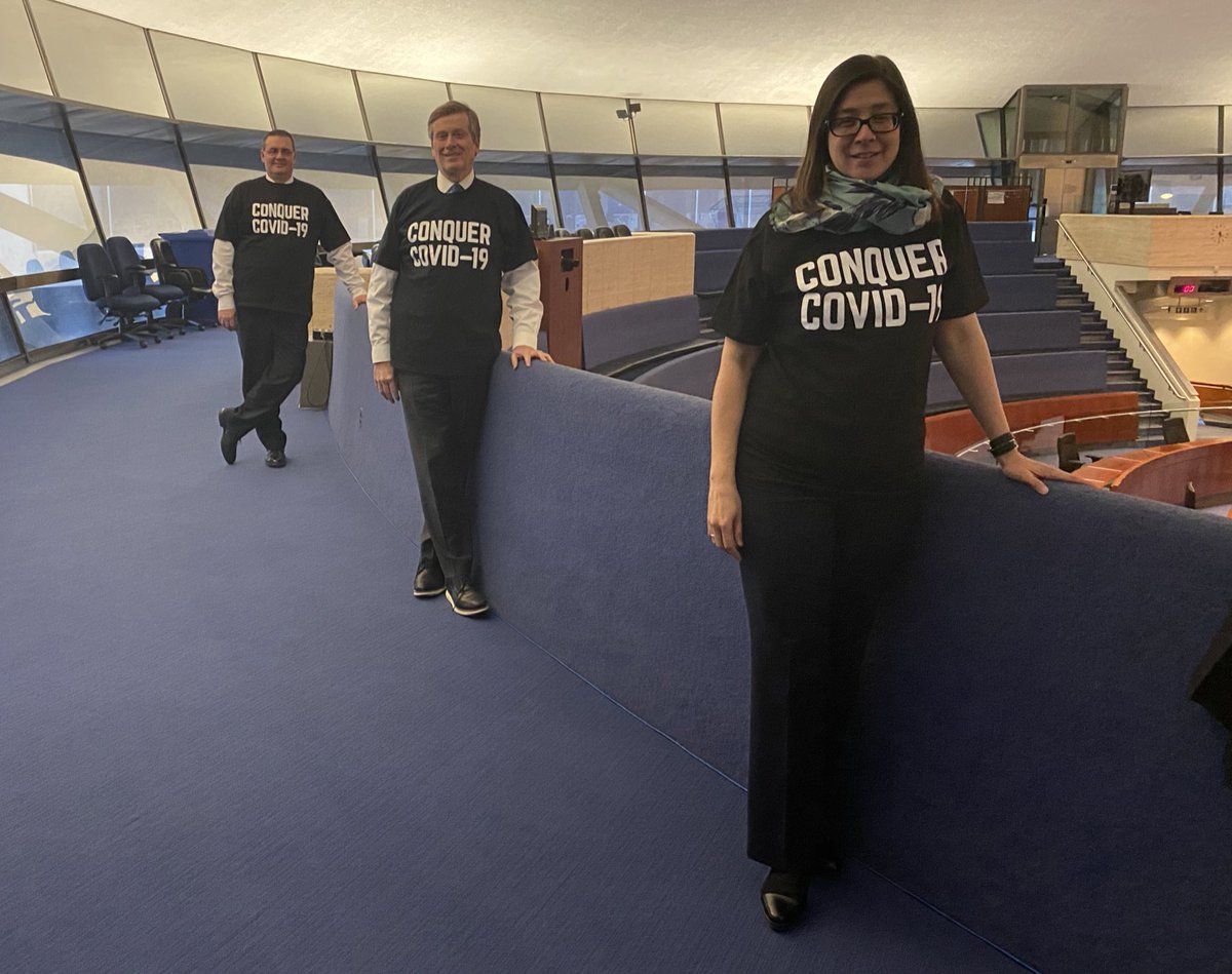 JohnTory's tweet image. After today’s media update we showed our support for @conquercovid19. Check out conquercovid19.ca and let’s all conquer #COVID19 together (while keeping our distance)!