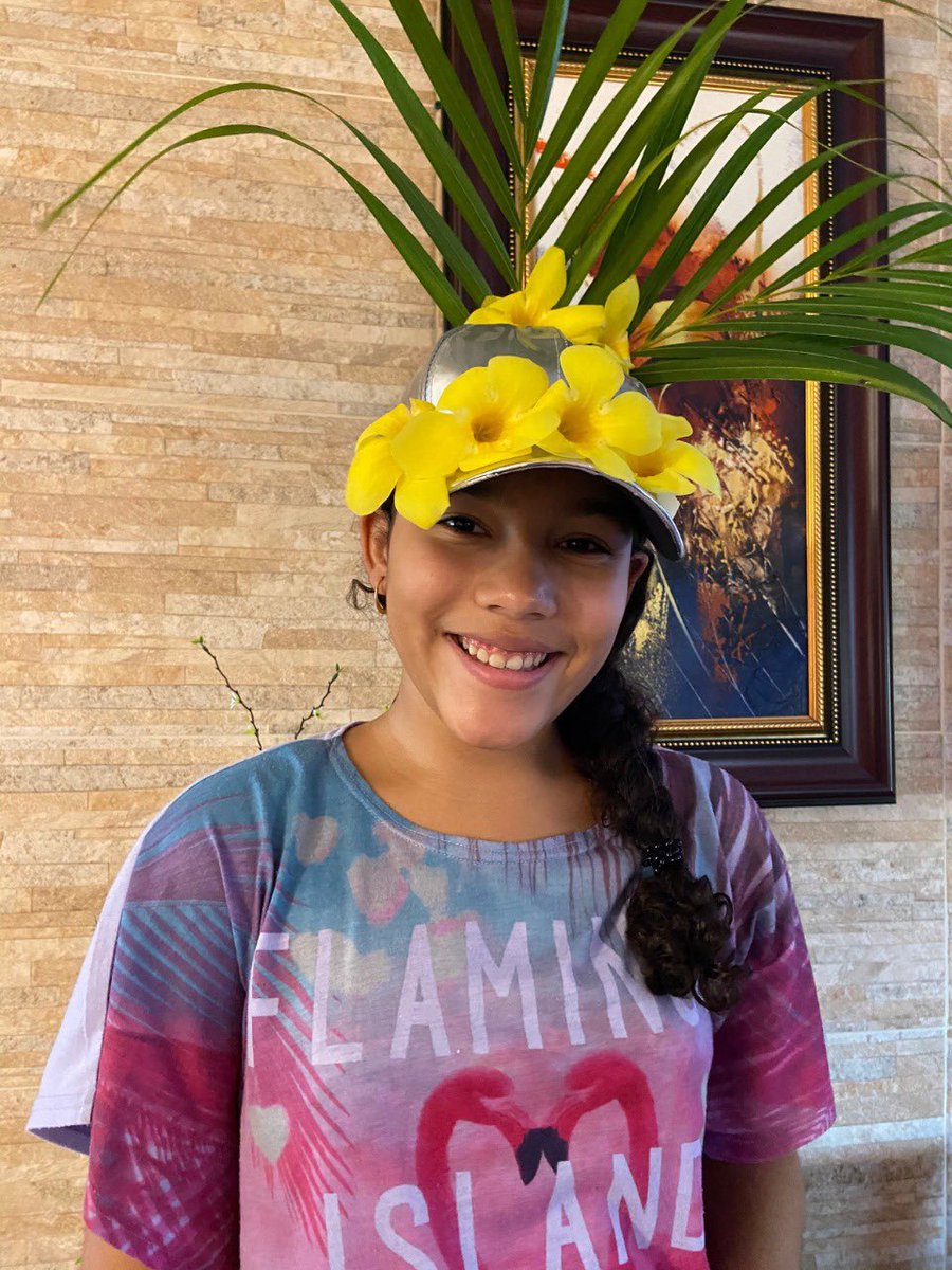 SABISCostaVerde's tweet photo. Hoy celebramos el Día del Sombrero Loco 🎩 y estas son algunas de las imágenes que nos compartieron nuestros estudiantes desde casa. #SABISCostaVerde #SabisInternationalSchool #ElAprendizajeNoPara #StudentLifeOrganization https://t.co/y5yL8Bgnsy