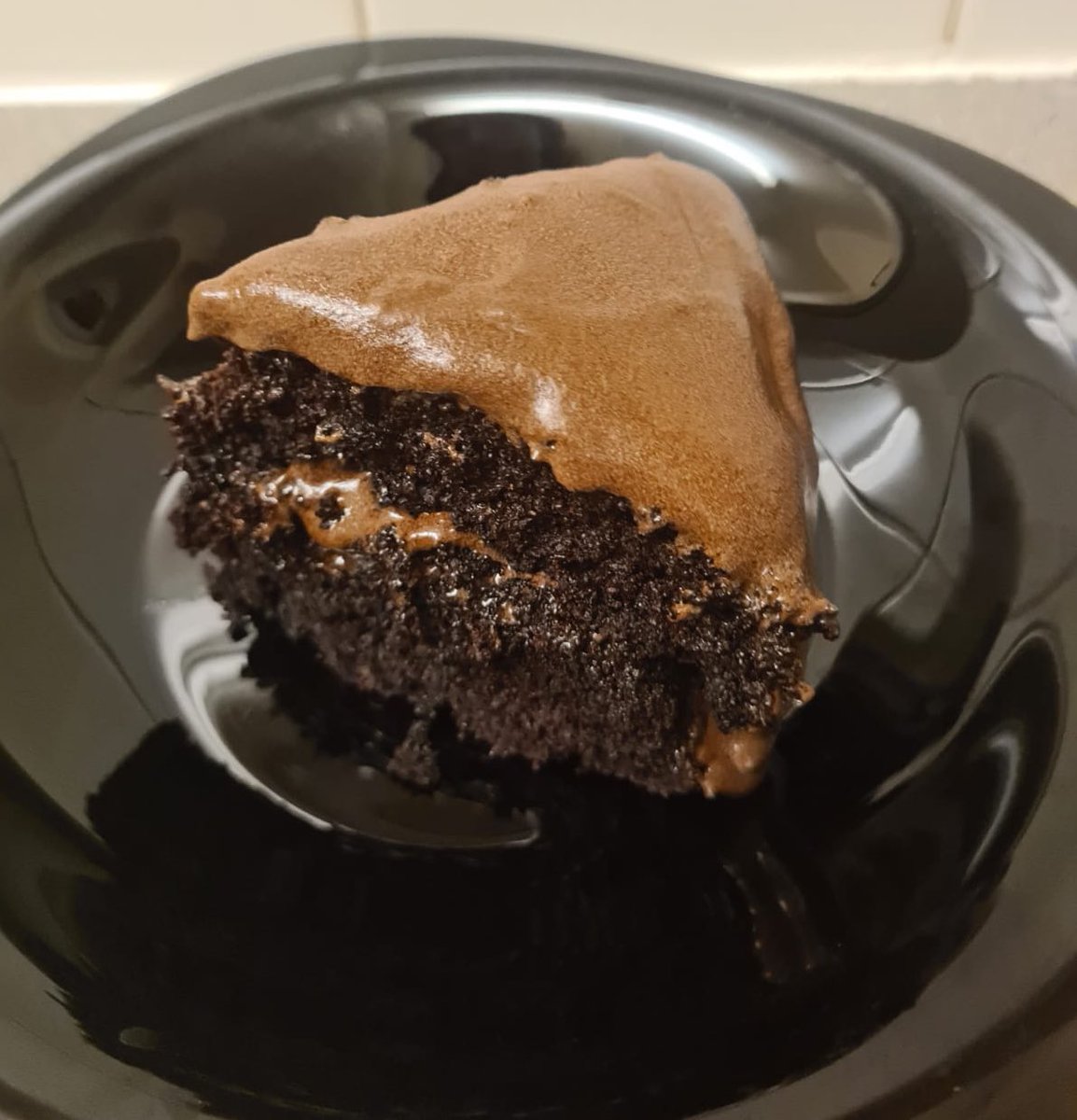 FriendsOfWD's tweet photo. Lockdown has reignited our passion for baking, we’ve been talking to members about their hobbies this week, a great way to keep busy by doing something you enjoy enhancing #wellbeing. @AmandaEInniss Marble cake, coconut flapjacks &amp; @TraceyJBoothe vegan chocolate cake.  #homemade https://t.co/lWKnrjGQ8A