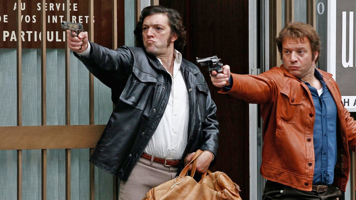 #45 - Mesrine (1&2) de Jean-François RichetOn y retrace la vie du célèbre Jacques Mesrine en s'inspirant de son livre autobiographique. Du grand cinéma Français, un grand film de gangsters avec un Cassel au sommet de son art; sans pour autant occulté la noirceur de son sujet