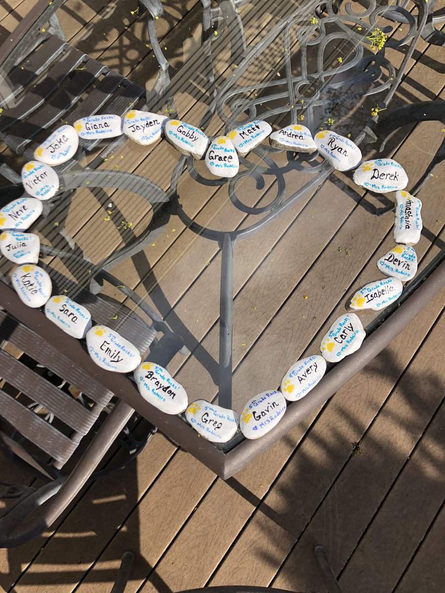 Dropping off a little reminder to these kids I miss so much. <a href="/SJGPride/">Stephen J. Gerace Elementary School</a> <a href="/PrincipalReiner/">Matthew Reiner</a> #5thgraderocks