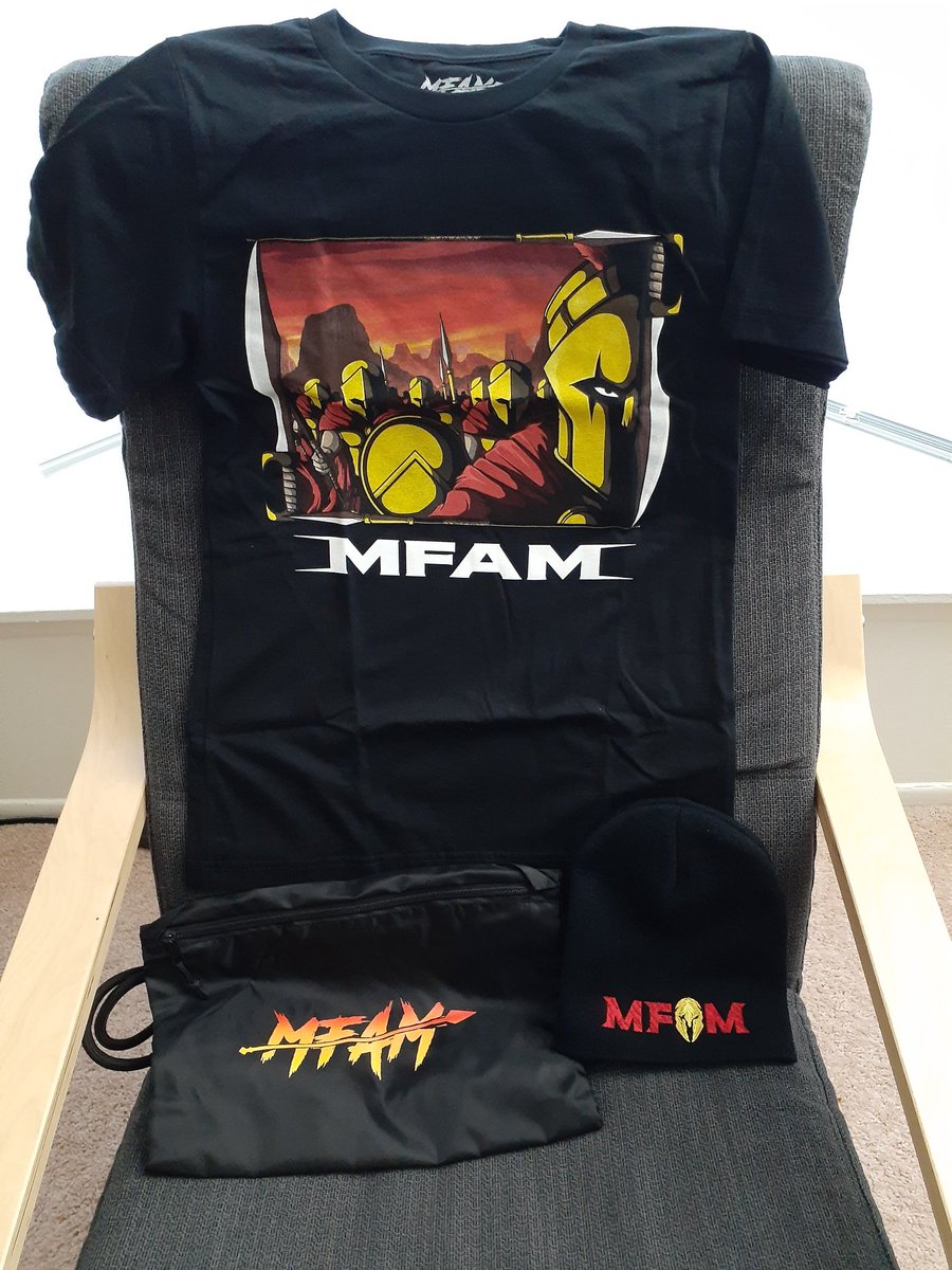M1_Maz's tweet photo. The prize for my time on the #EmberCollection deathrun just arrived and I wasn't expecting it to be all of this! Thanks @NICKMERCS for always giving back to the community β€
#MFAM π https://t.co/OUwye2Kjiz