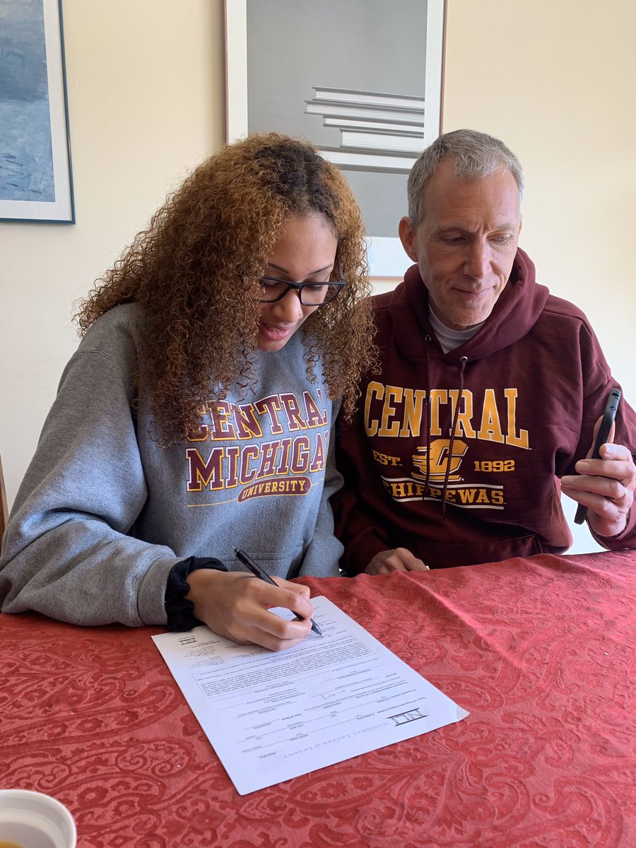 Maryama Turkstra tweet media