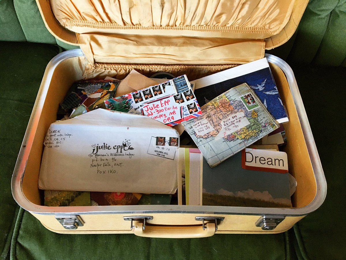 Friends! Who do I know that sends snail mail? Like the old fashioned kind - hand written letters with real stamps that get delivered to someone’s mailbox! I want to talk to you. Please send me a message! I’m doing a bit of research for a project. #snailmail #snailmailrevolution