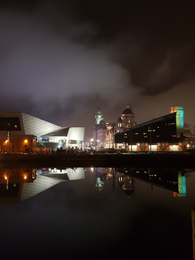 merseyrail's tweet photo. That's all from me tonight guys.

I'm signing out for the evening!

We will be back at 6am for your live travel updates &amp; to answer your questions.

Take care, ^NC https://t.co/zggs2sMI1y