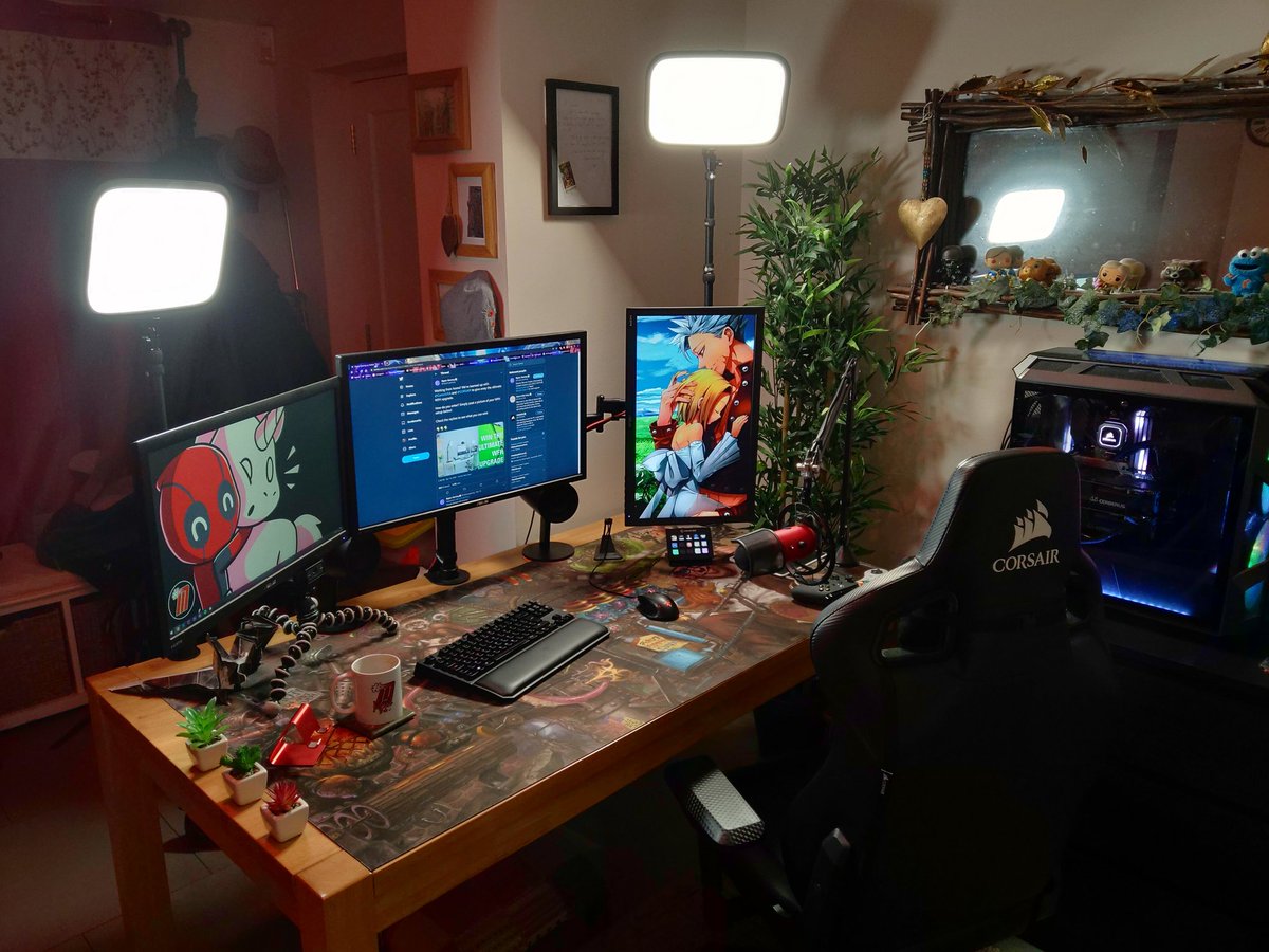 MythicChannel's tweet photo. @elgatogaming @CanonUSA @CORSAIR Love my setup with all the @elgatogaming and @CORSAIR T1 Race Chair it's so compfy for my longer streams and my #keylights and #streandeck means I'm looking my best and have full control of my stream. A Cannon Camera would finish this setup off a treat. https://t.co/INnLhUWn9Y
