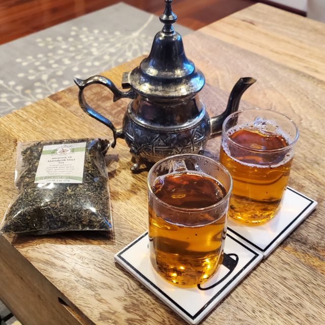 Daily tea time.Moroccan mint, dry version.Earlier I showed traditional Moroccan mint. But when you don't have fresh mint, dried mint (spearmint or verbena) is a good replacement. This is Moroccan mint but with dried leaves (sold by  http://spiceandtea.com  as "Marrakesh mint")