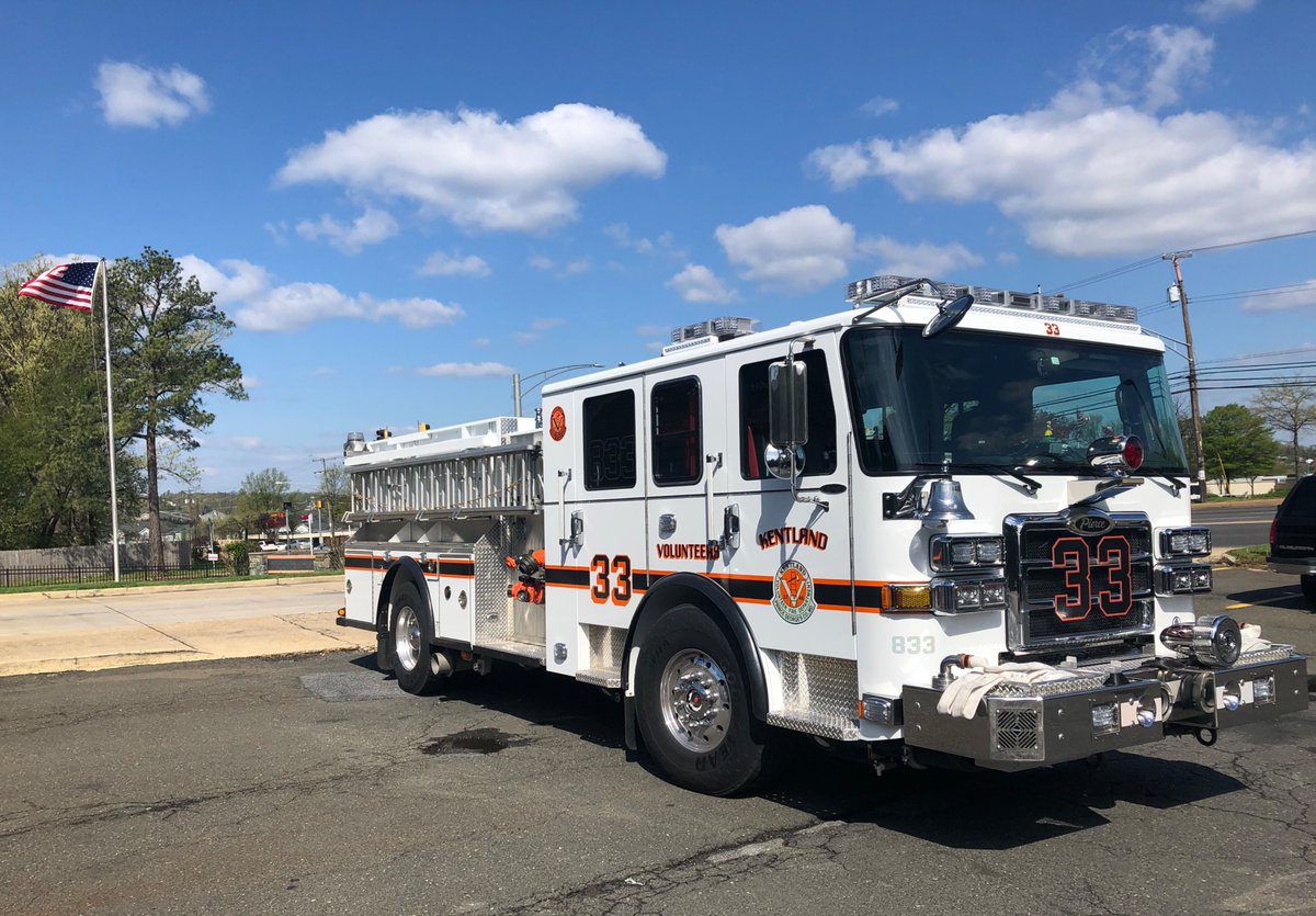 Kentland33's tweet photo. #Engine332 returned from a brief stay at the shop and is back in frontline service. Members took the opportunity to detail E331 once it was out of service. #Kentland33 #ItsAPrideThing https://t.co/PxPYmcH7uh