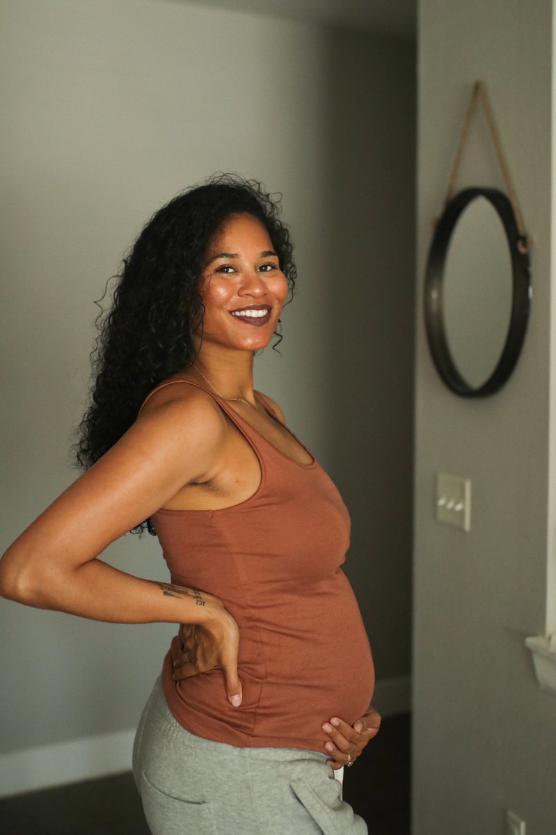 sopharush's tweet photo. How do I only have 8 weeks left of my pregnancy 🥺 it flew by so fast. https://t.co/QFnSSNSJME