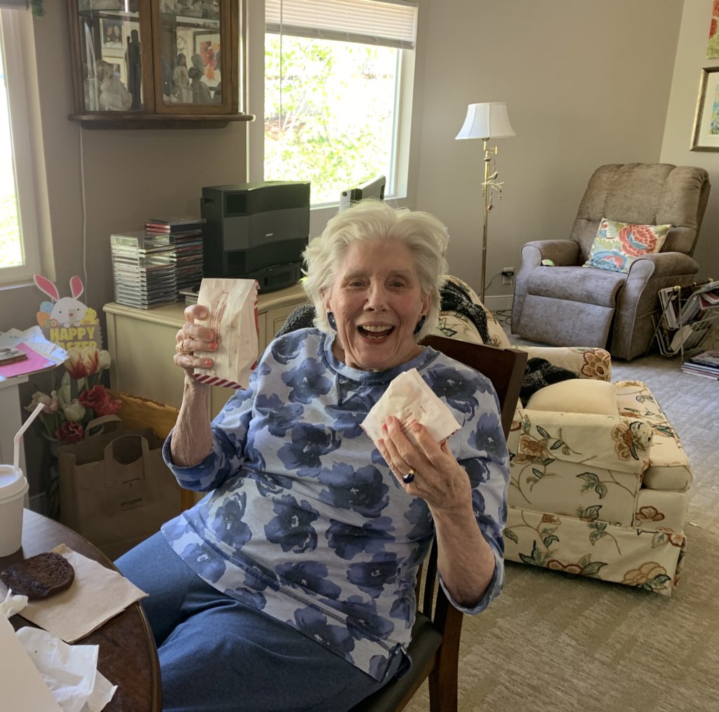 RegencySenior's tweet photo. Mobile Happy Hour?  With fresh popcorn and warm cookies?  Yes, please!  #seniorliving #quarantine #happyhour #weloveourresidents https://t.co/JK2rPN0V1q