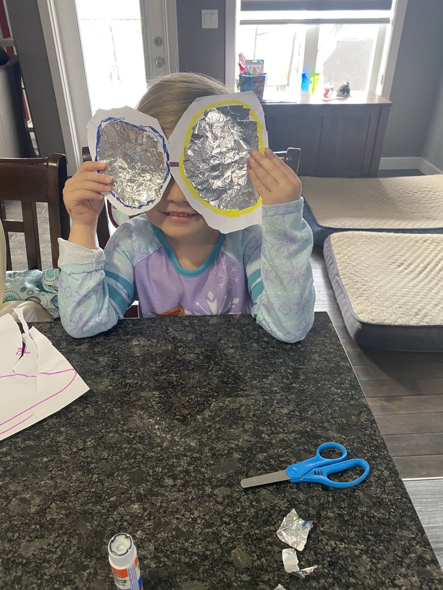 MrsRickersClass's tweet photo. After watching a video of Mrs. Ricker read "Pete the Cat and His Magic Sunglasses", students followed directions and made their own "magic sunglasses"! Aren't they cute?! #earlyliteracy #literacyconnections #finemotorskills #learningathome @IREC1 @WCPS72 https://t.co/f42MCjqQej