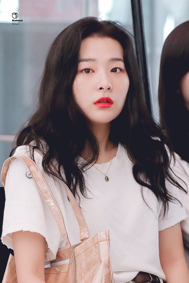 picsofkseulgi's tweet photo. https://t.co/JwPv3HLdfs