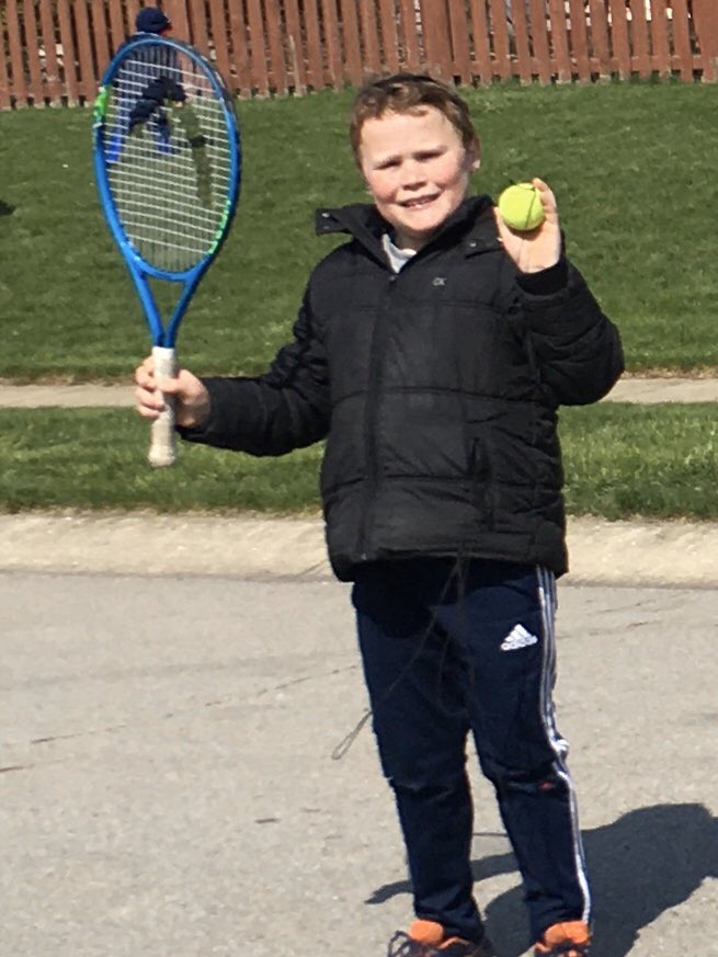 Elhess93Wale's tweet photo. Could not decide a favorite sport so we played all but football today after e-learning. @SmokyRow1 #smokyrowathome https://t.co/3uqIP2ZLkH