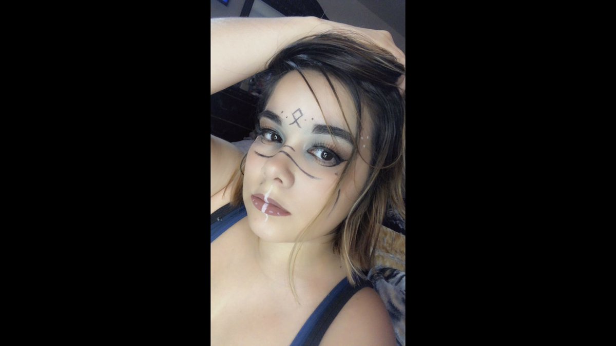MeladyAcevedo's tweet photo. @colourpopcosmetics @juviasplace @jeffreestarcosmetics @lurellacosmetics @elfcosmetics #elflashes #colourpopcosmetics #colourpopeyeshadow #milkcosmetics #milkmascara #juviasplacefoundation #jeffreestarcosmetics #jeffreestarconcealer #lurellacosmetics #lurellalippie https://t.co/aI171RzSK3