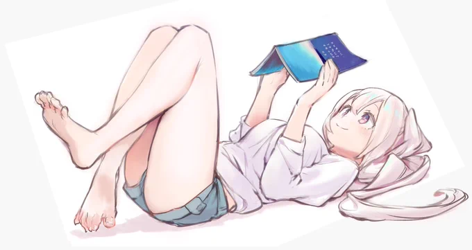 今日はお家で本を読むよ 
