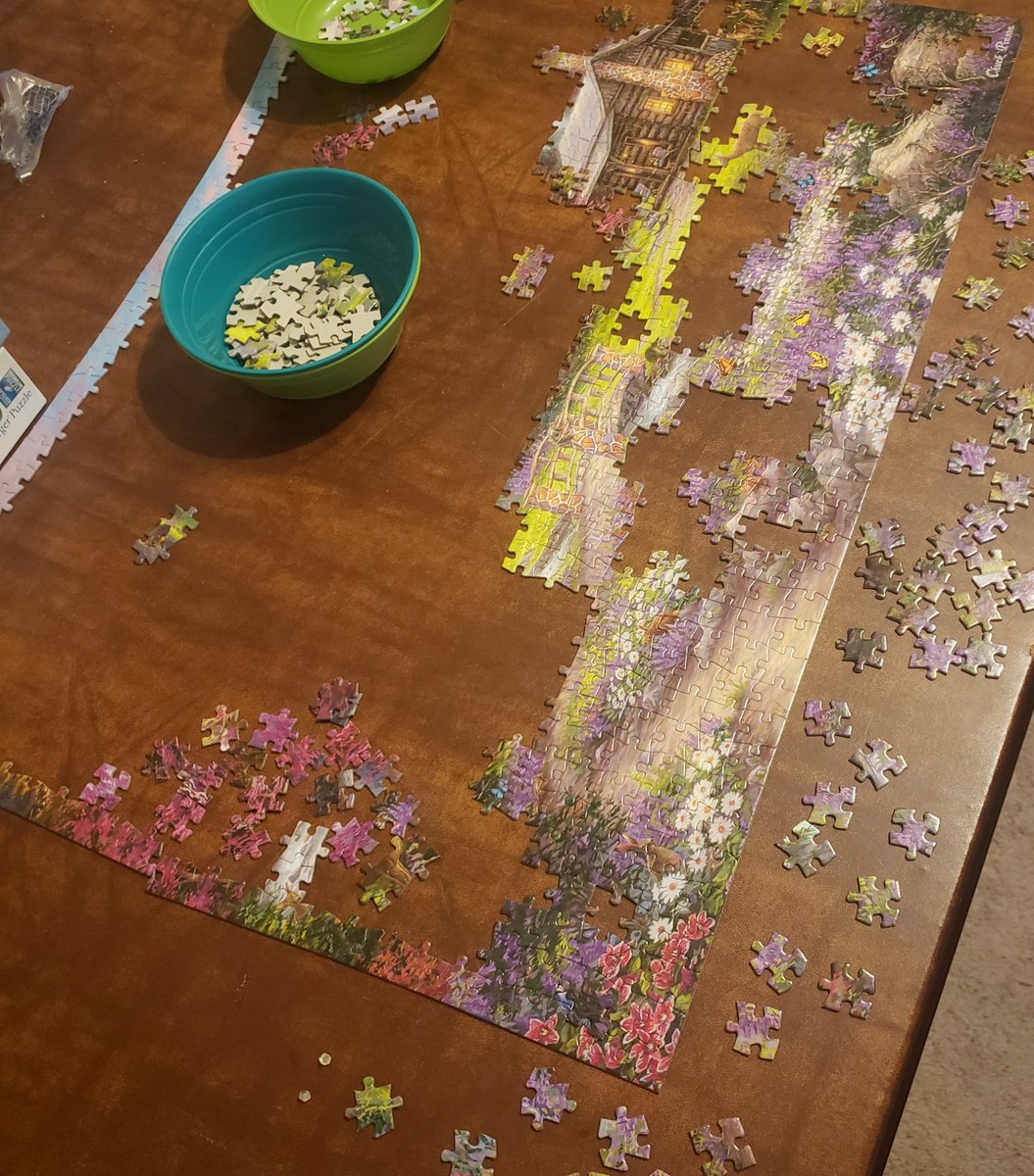 MsLordScience's tweet photo. @AmandaFCFISD I've really gotten back into jigsaw puzzles lately! On my 4th one since spring break! https://t.co/IyJxqIa54v