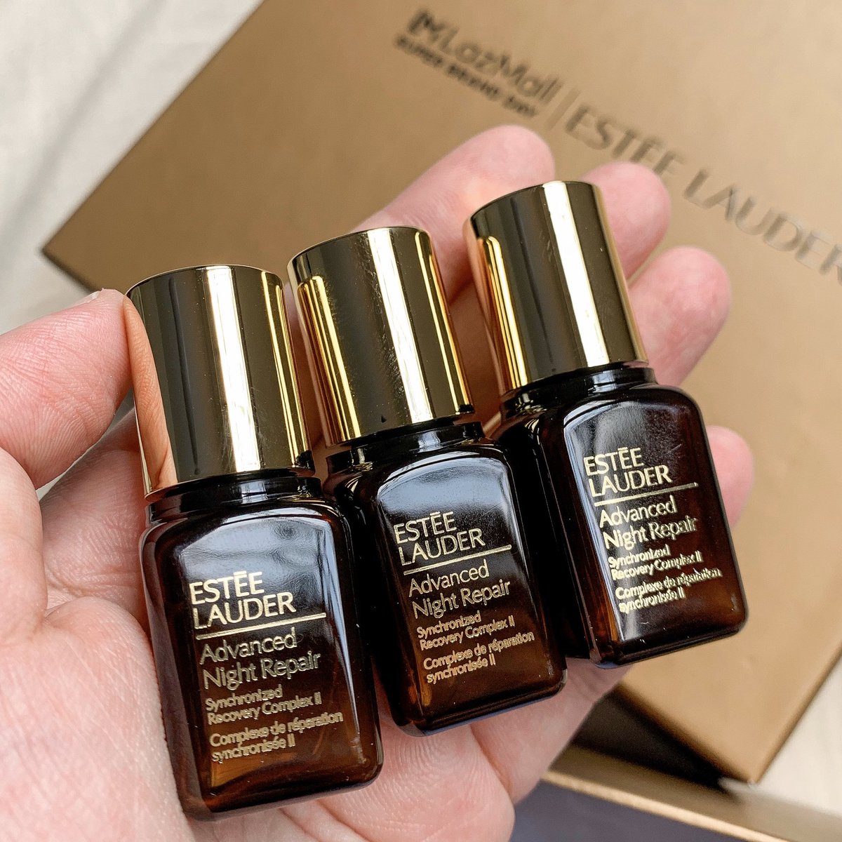 arnathaofficial's tweet photo. โปรนี้ใน Lazada คุ้มตาแตกมากกก!! ซื้อ Estee ANR ตัวเด็ดของเค้าขนาด 20 ml. 1 ขวด รับเพิ่มขนาด 7 ml. อีก 3 ขวด ยังมีกระจกแบบหรูหราแถมมาอีก โปรมีวันที่ 21 เมษานี้วันเดียว ใครไม่ทันจะเสียใจมากบอกเลย ตัวนี้เป็นอีก 1 สกินแคร์ที่เทพจริง อยากให้ลอง !
พิกัด📍https://t.co/SUBOCwCB2Z จ้า https://t.co/PFuoPepscT