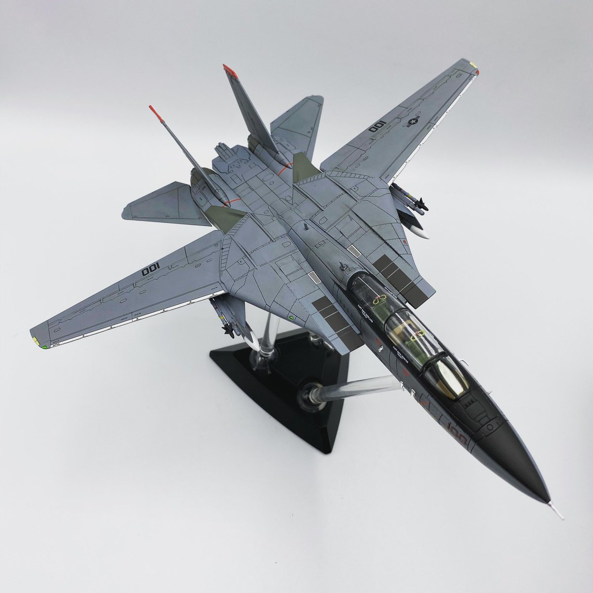 CalibreWings's tweet photo. #ClassicCats #CA721409 #FastEagle #BlackAces #VF41 #FinalTomcatCruise 1/72 #DieCast normal version with panel wash. https://t.co/orqDjCrZNy