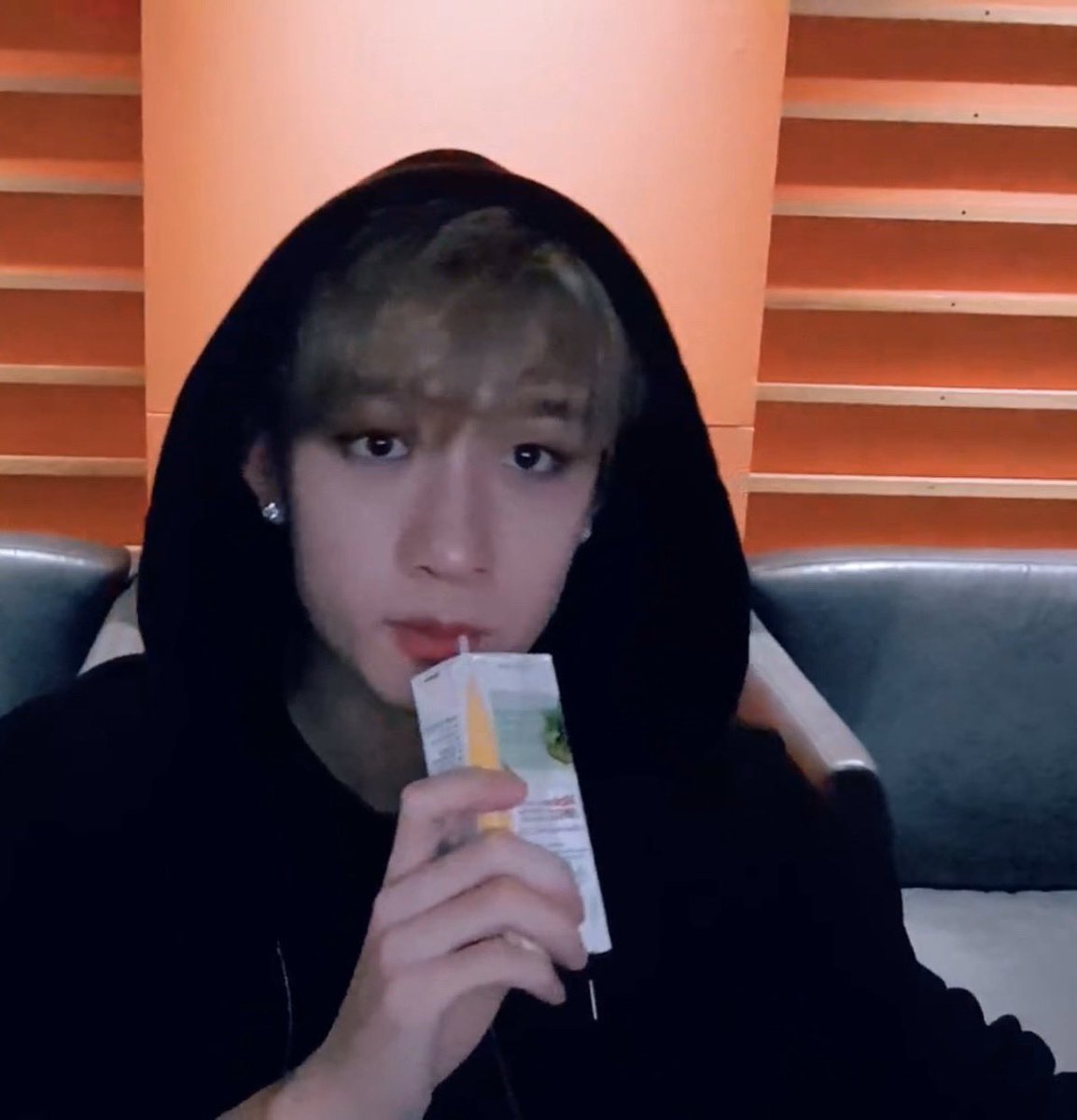Day 101: remember what I said to you chan. It’s okay to cry. I know you said it was hard because you want to seem strong for us but make sure that maybe when your alone you lets yourself free. I hope you have time to be yourself and be happy.  @Stray_Kids
