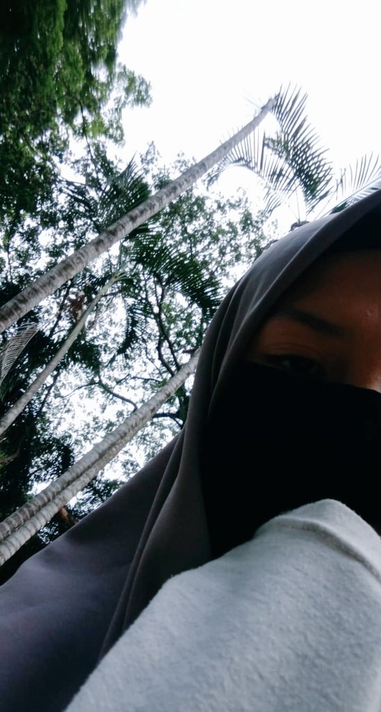 azzhrfaa_'s tweet photo. Selamat siang buat kalian yg sedang merindu kegiatan diluar rumah
.
.
.
#lekaspulih
#bumiku
#indonesiaku https://t.co/l3cWFaggGu