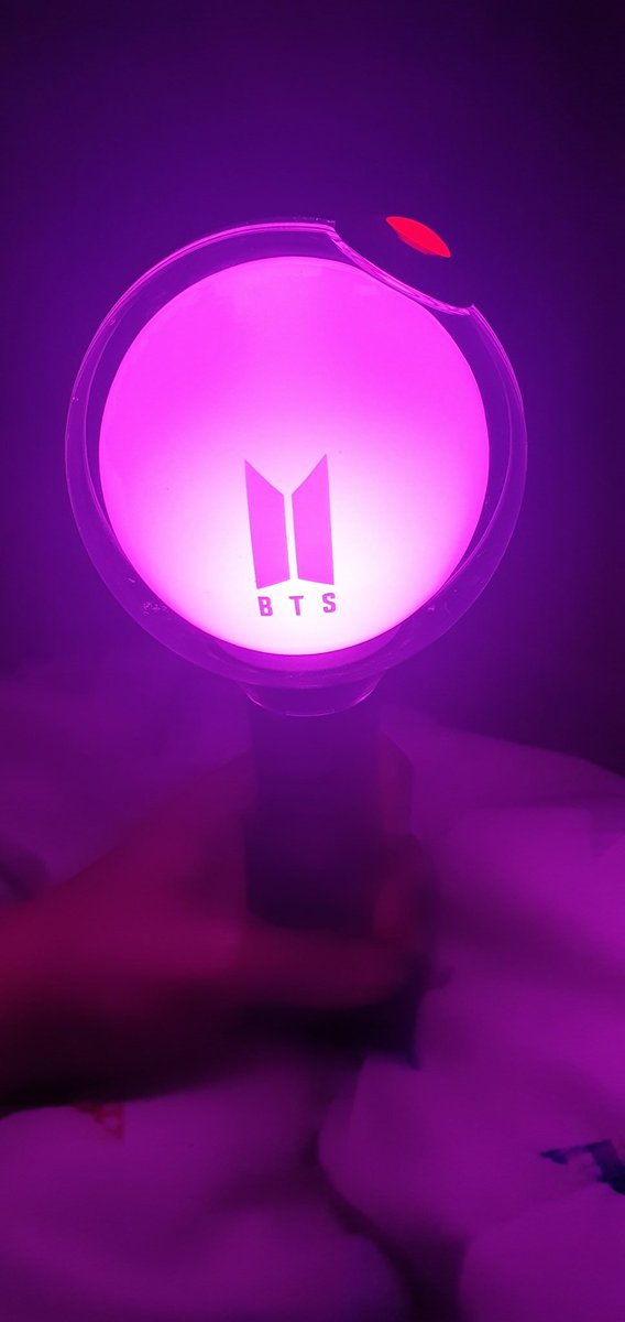 Chie_CAME's tweet photo. Cutie 💜💜💜

@BTS_twt #Abmots https://t.co/AWBfWdOtj9