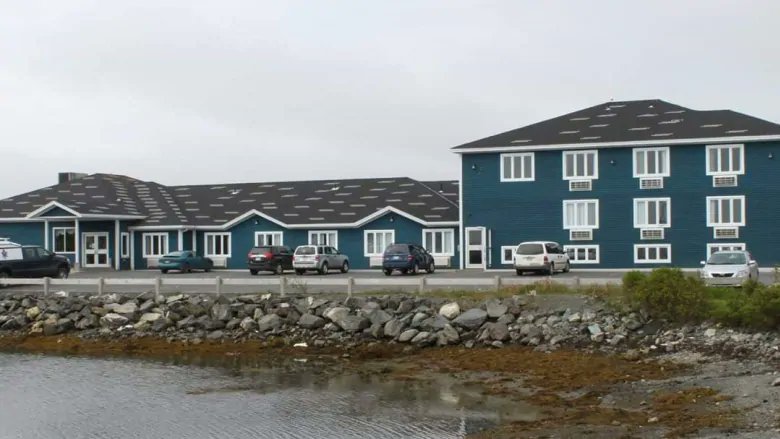 NEW | This Bay Roberts hotel was shut down by COVID-19. Now it's offering isolation rooms — for free

By: @4evamalone 

cbc.ca/1.5533319

#covid19nfld #cbcnl