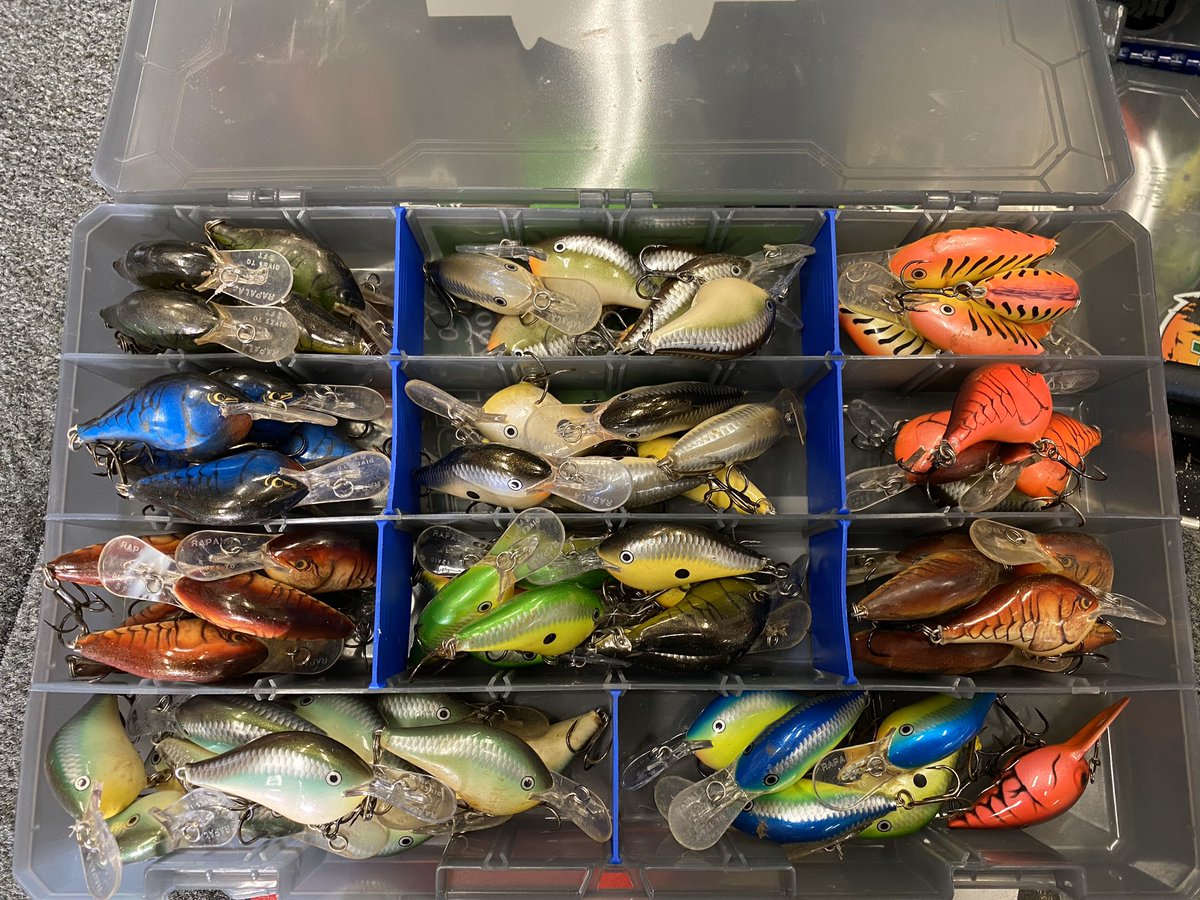 mike_Iaconelli's tweet photo. With millions of fish catches accounted for &amp; tournament wins in B.A.S.S., FLW &amp; MLF, the Ike’s Custom Ink Colors have had tremendous worldwide success! Who would like to see some NEW Ike’s Ink Custom Ink Colors? I have some waiting in the wings! @MajorLeagueFish @TackleWarehouse https://t.co/Lkjawh90zB