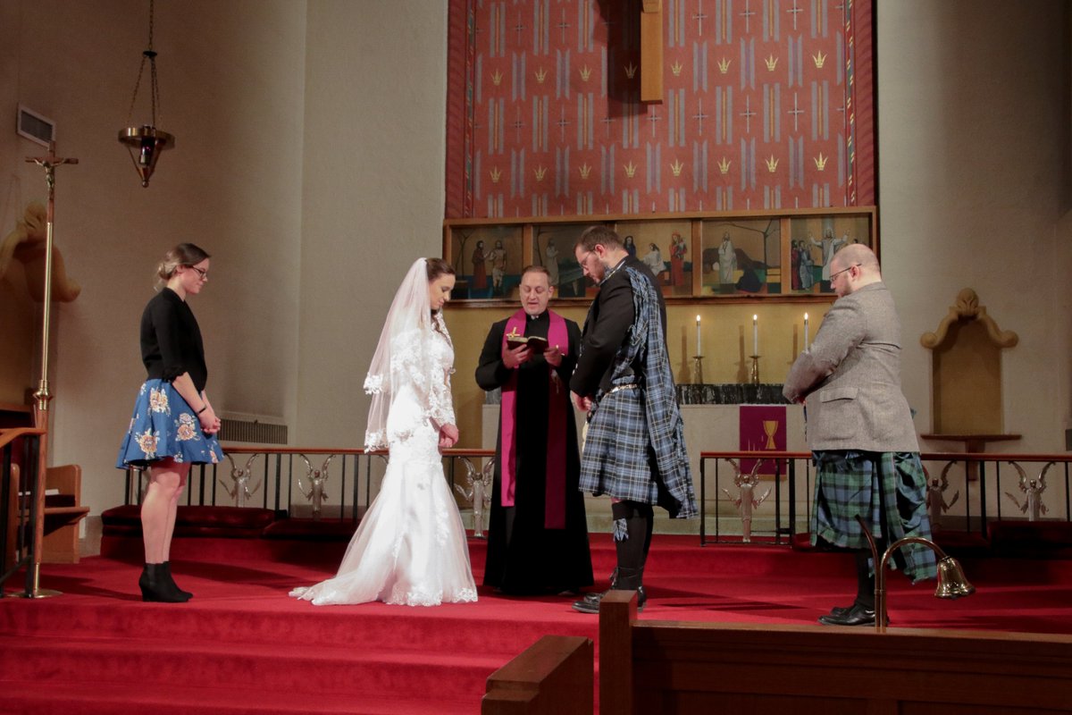 chaditud3's tweet photo. @BuschBeer Venues canceled, large gatherings blocked, and travel discouraged. Had to have a private ceremony with the bare minimum of two witnesses a month earlier than planned (while we could still get a license). #BuschWeddingGift #Sweepstakes https://t.co/RZmhqnMegS