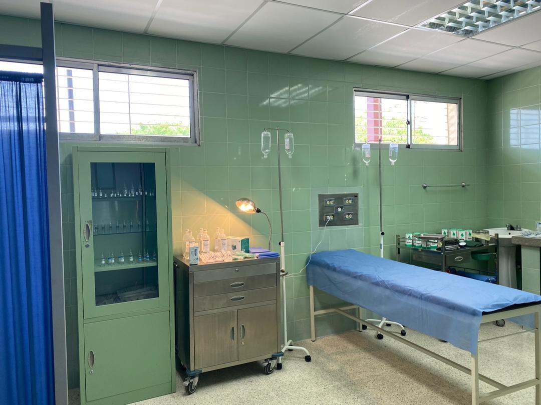 Junto a los médicos y científicos celebramos el 17° Aniversario de la Misión Barrio Adentro Salud, reconociendo su gran esfuerzo para hacer frente a la Pandemia. Es el momento de impulsar y construir un poderoso sistema de salud que siga al servicio de nuestro pueblo.