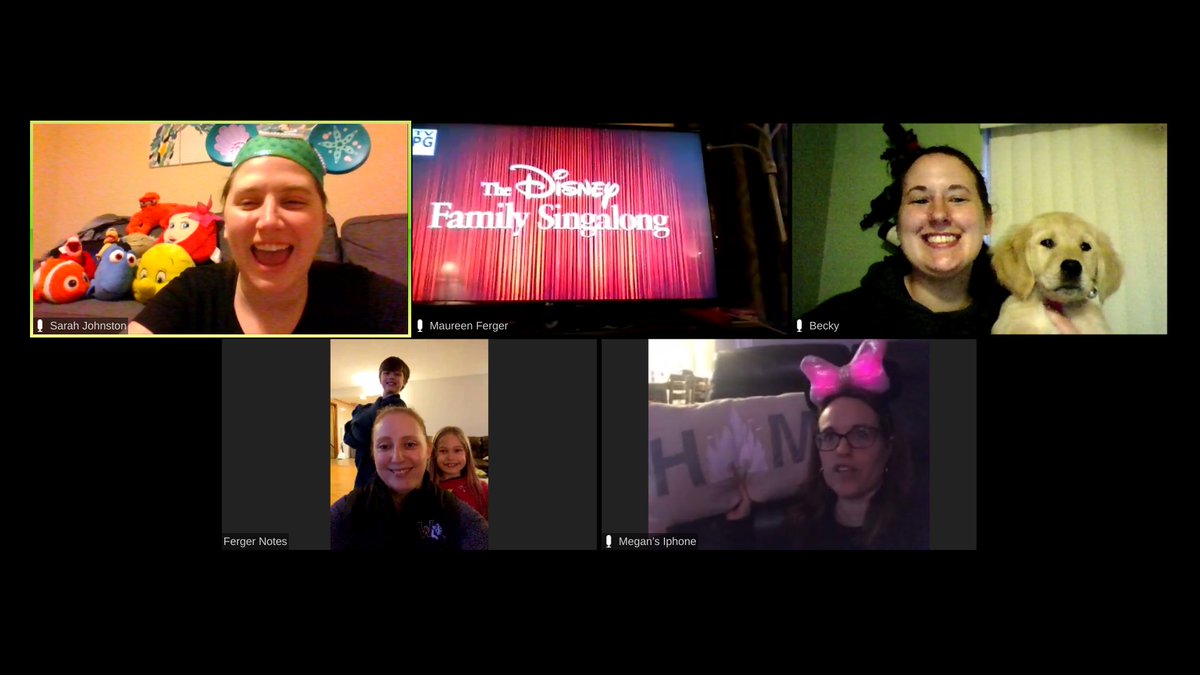 msjohnston_math's tweet photo. I joined the Ferger family for the #DisneyFamilySingalong!!! Then more Math family joined in too!! https://t.co/WGfy2PMdEQ