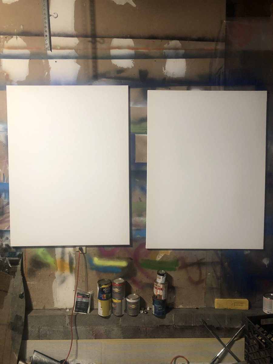 ArtByLevar's tweet photo. #thursdayvibes : Prepping for a long productive weekend of #Artivities . Jumping back on unfinished projects and starting a couple 4ft canvases for new commissioned paintings. Stay Tuned. 👀 #artbylevar #8robinsons #UntamedCreativeBeings #TogetherAtHome #art https://t.co/xTtxt1aCuK