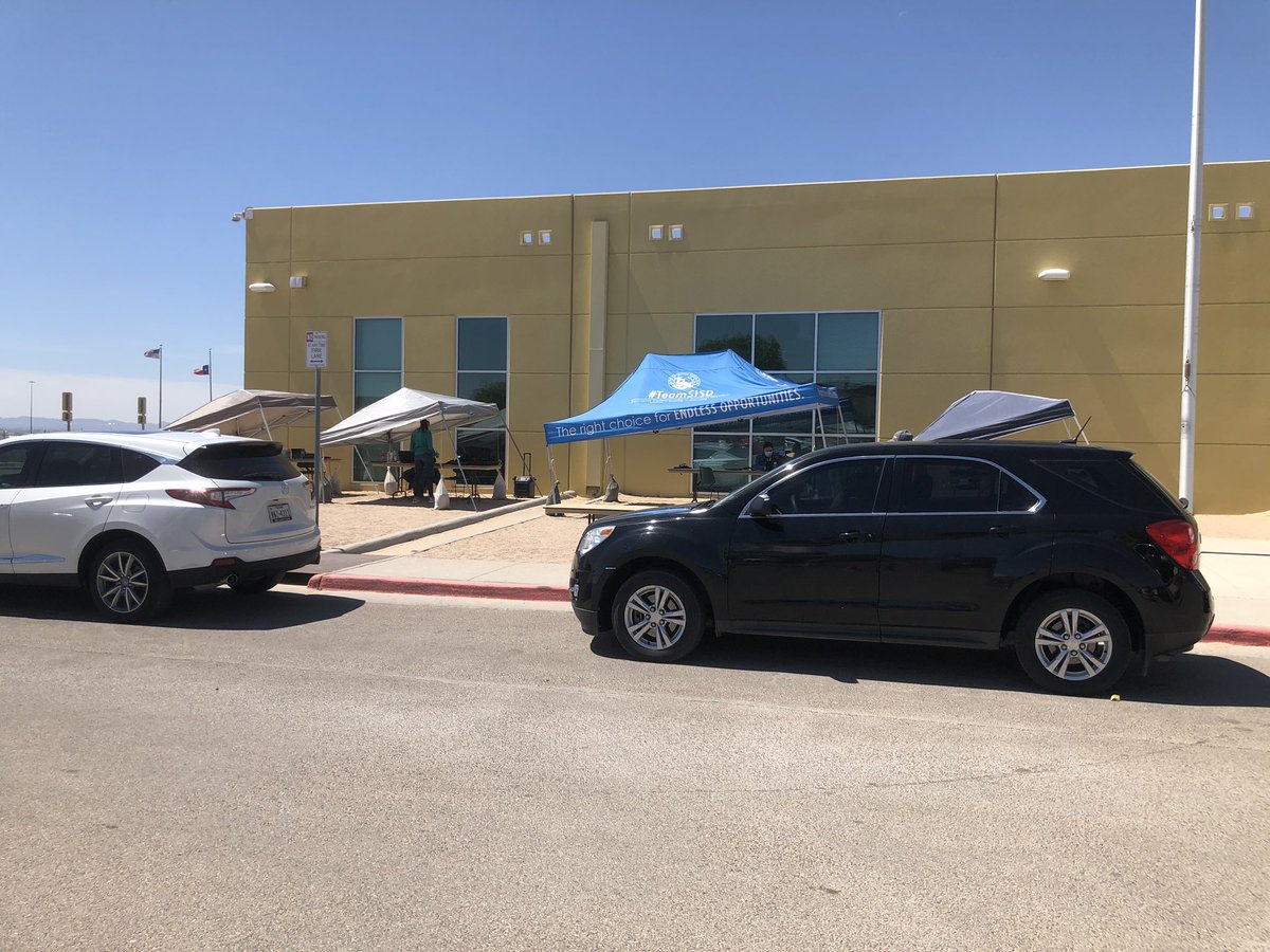 SagelandMicro's tweet photo. Thank you SISD technology department for making the laptop distribution so efficient and accessible to our students! #TeamSISD #JCE @MMoreno_TECH @HReyna_TECH https://t.co/bF5iYPzKa9