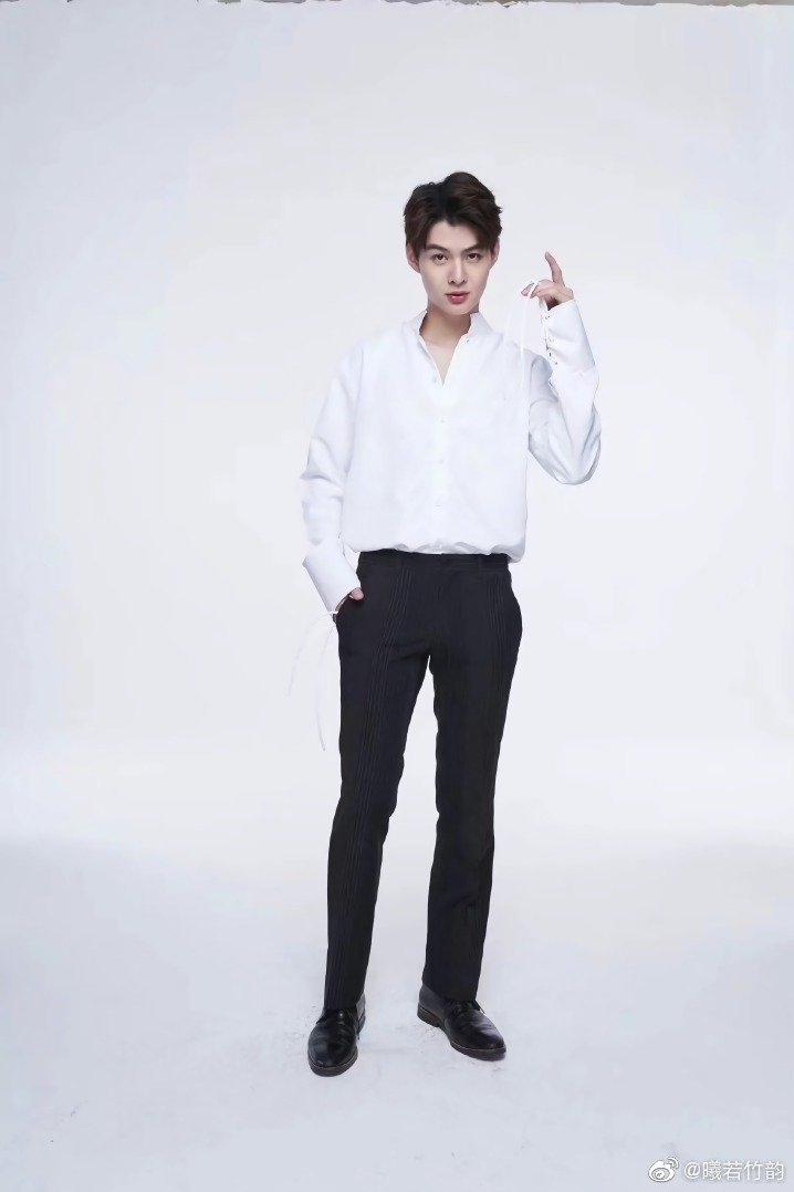 Moonpie_ps's tweet photo. Many happy returns of this special day.All our best wishes go to you on your birthday.
cr：logo-PerthSaintChinese
#22ndSaintStillBeYourBoy https://t.co/noGnA7YEuE