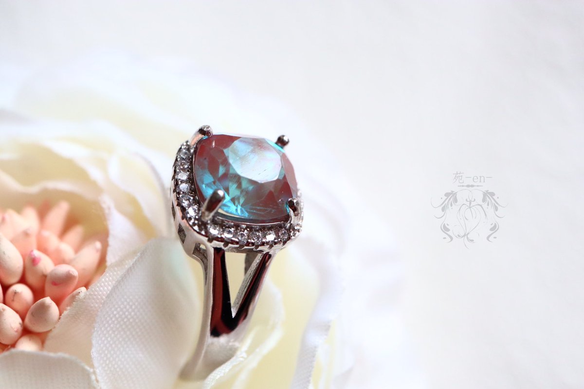 saphiret】クッションカットアンティークサフィレットのリング