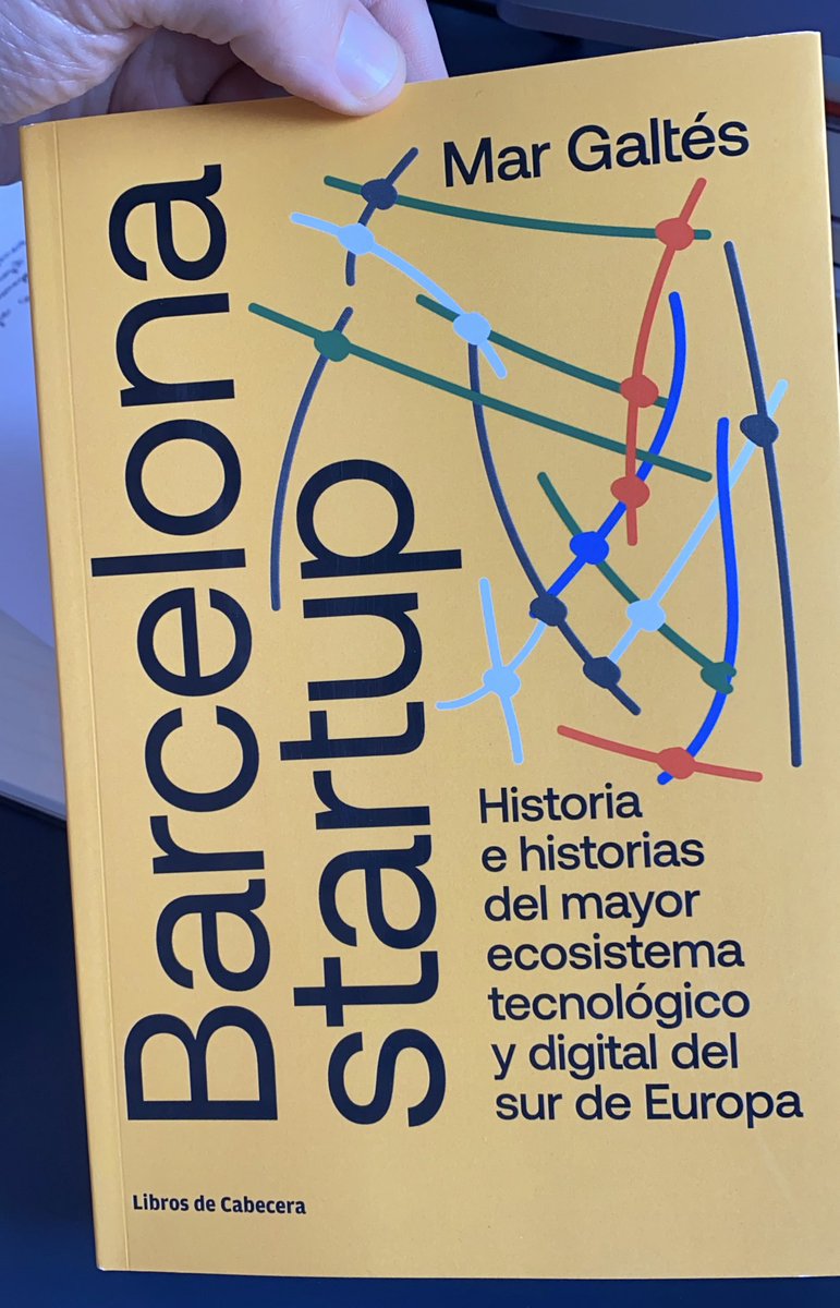 Esqueriguela's tweet image. Por fin en mis manos el libro de @margaltes, Barcelona Startup. Este fin de semana, intensivo de lectura 🙂. Aunque ya me he leído la página donde parece @JEVNET 😊
#barcelonastartup