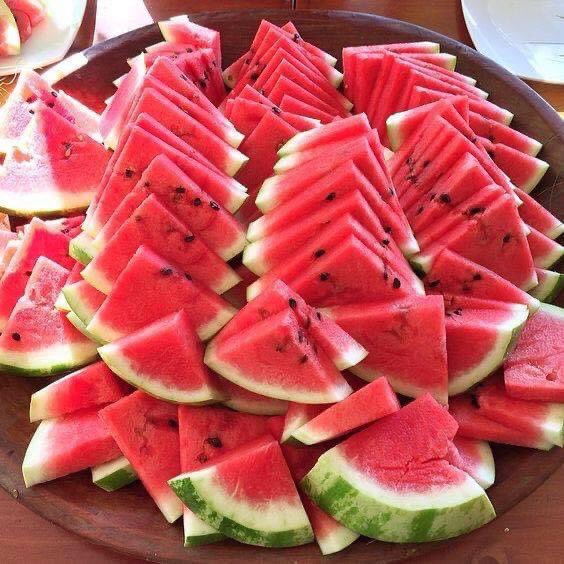 perla_karina22's tweet photo. watermelon>>> https://t.co/U6VOw2I03a