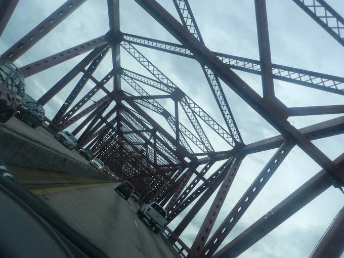 neocurio1's tweet photo. mATHEWS bRIDGE #mathewsbridge #bridge #cantilever #span #jacksonville #iron #Florida #grid #patterns #neocurio #artatak https://t.co/gCdA32bq7W