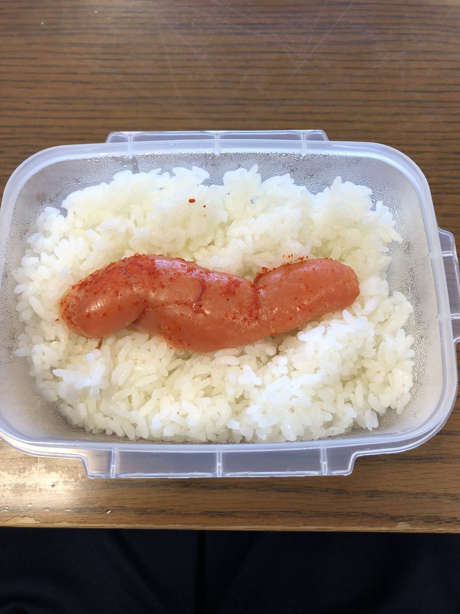 みりちゃ4さい 過去最高に雑な弁当持って来た